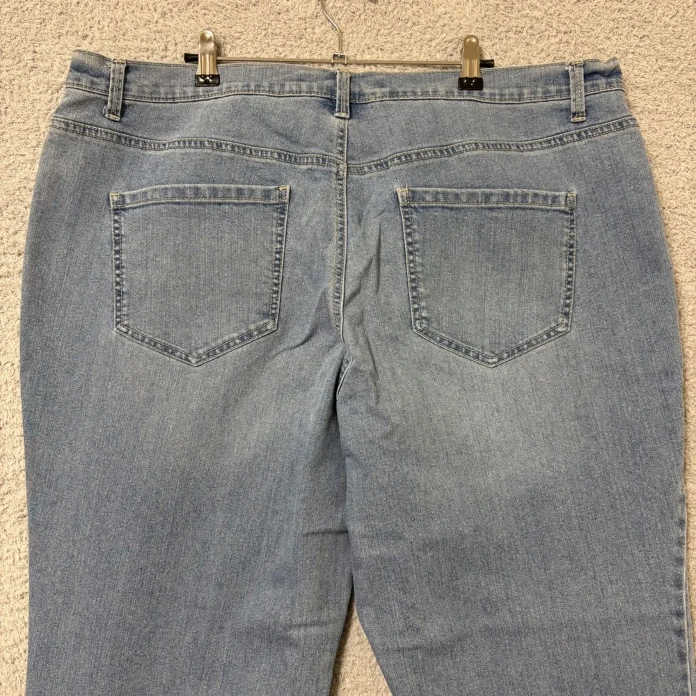 High Rise Casual Everyday Slim Straight Jeans Size 18W Short Medium Wash